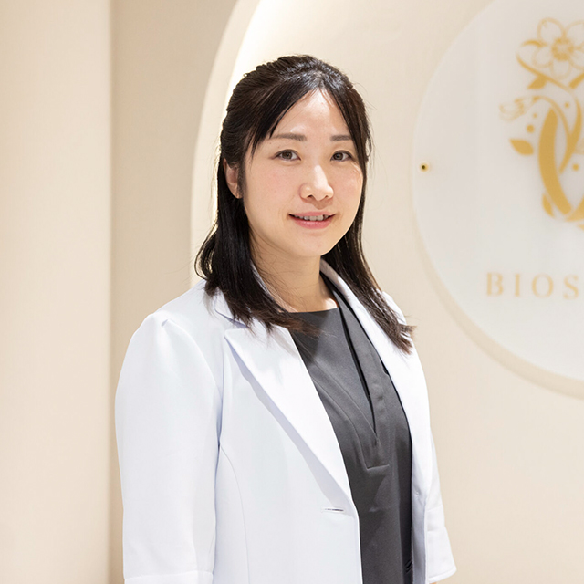 院長 髙羅 愛弓